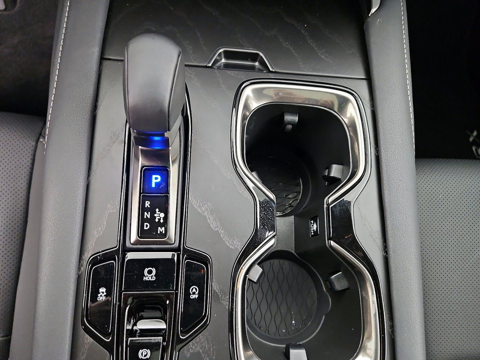 2026 Lexus RX 350 - Photo 18