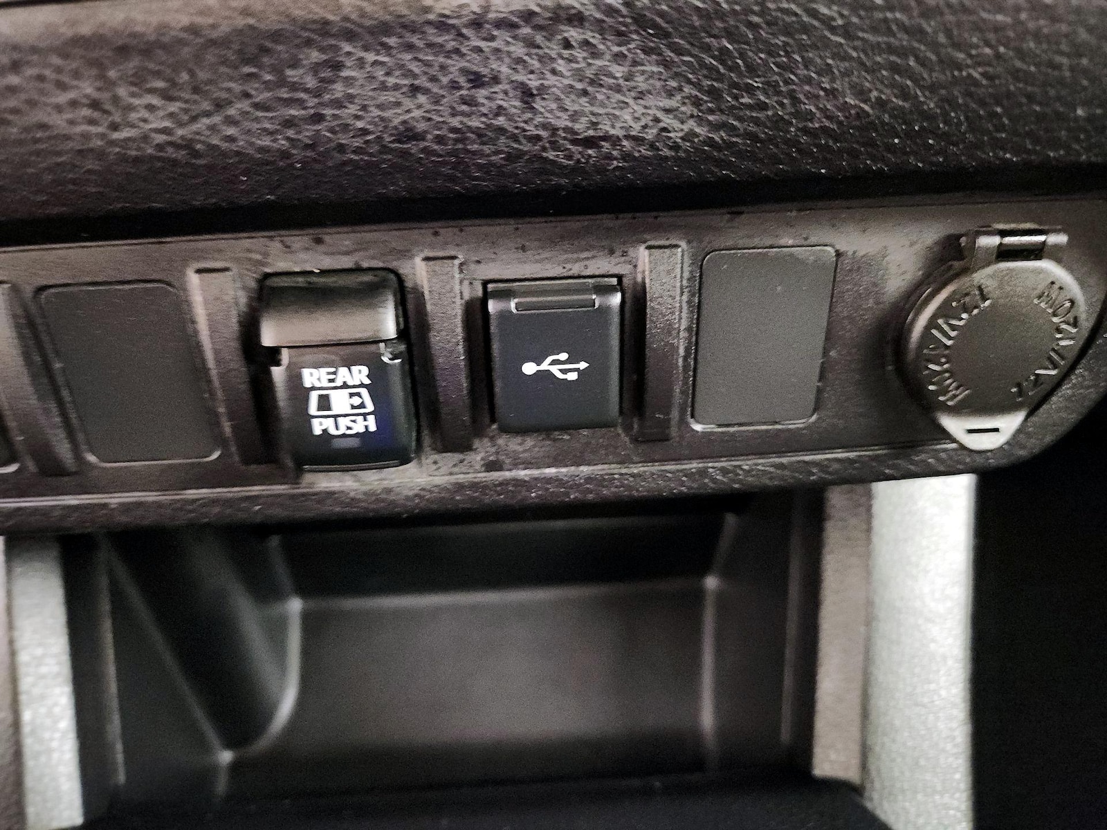 2021 Toyota Tacoma SR5 - Photo 19