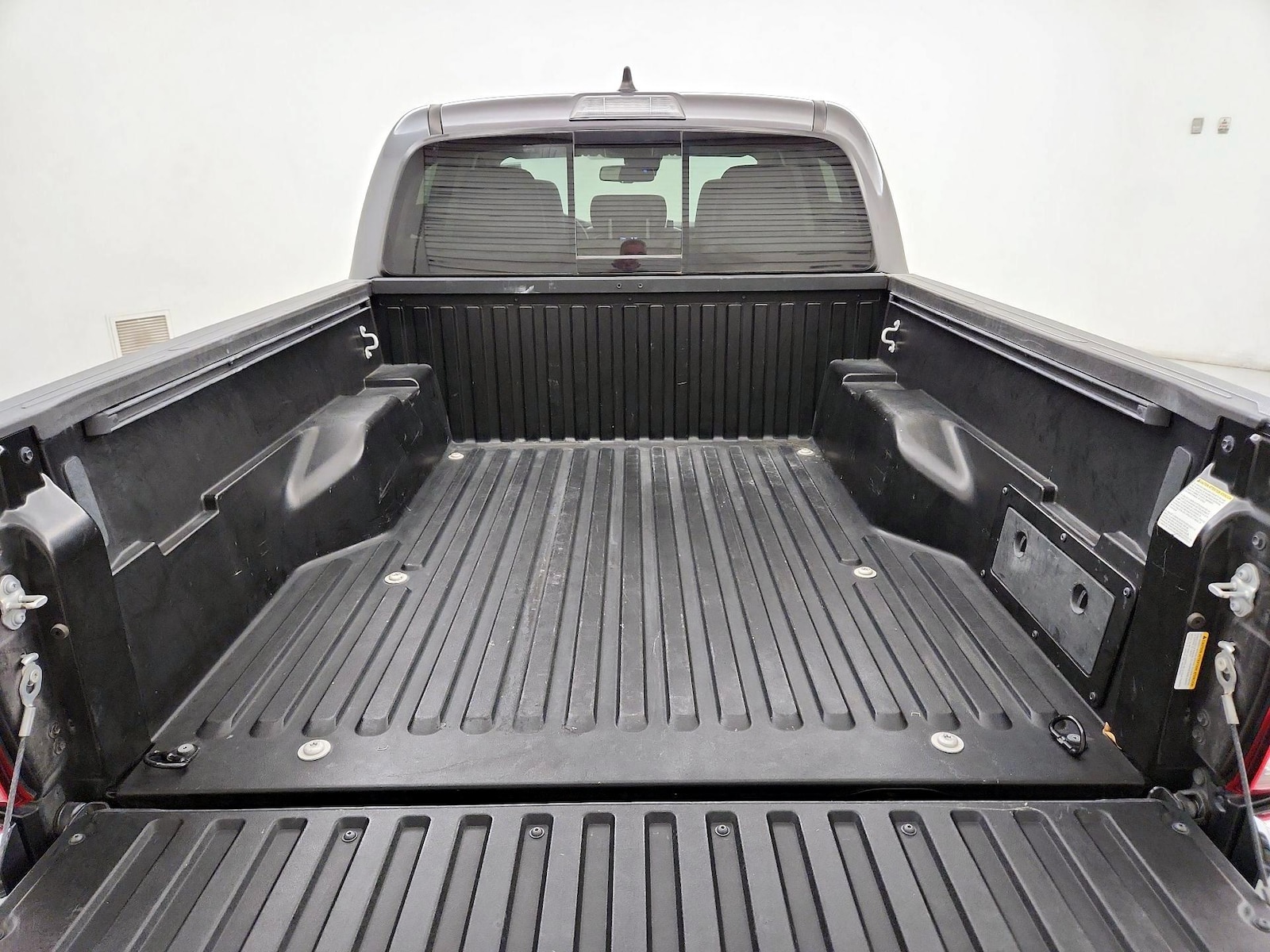 2021 Toyota Tacoma SR5 - Photo 21