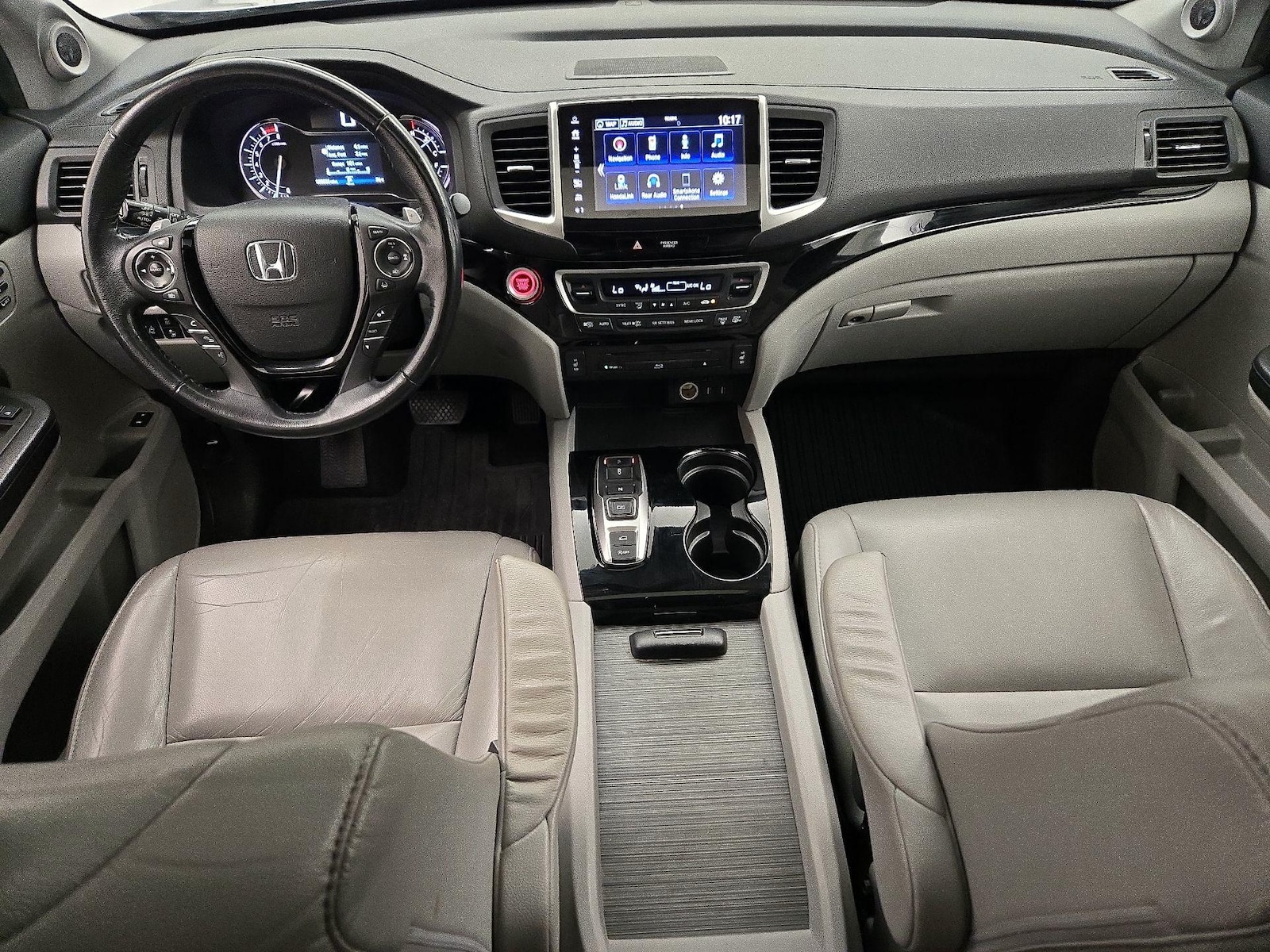 Apple CarPlay® & Android Auto™