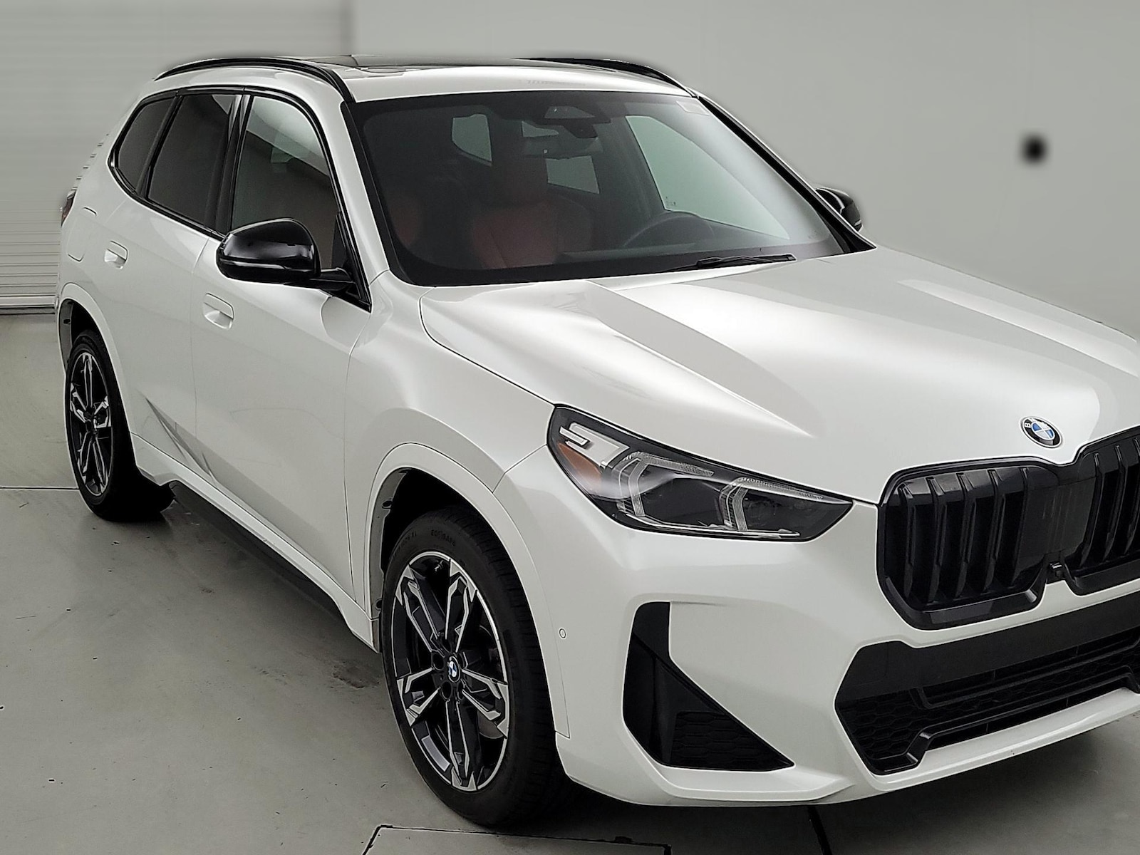 2023 BMW X1 28i