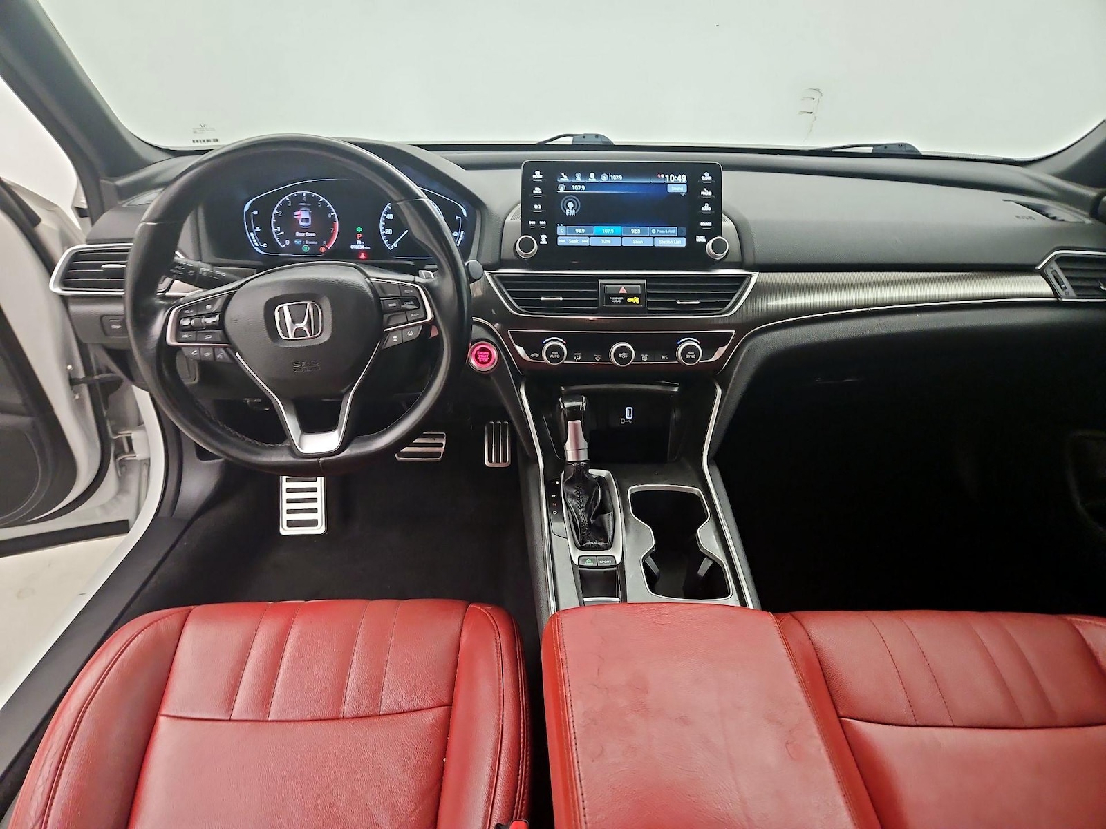 Apple CarPlay® & Android Auto™