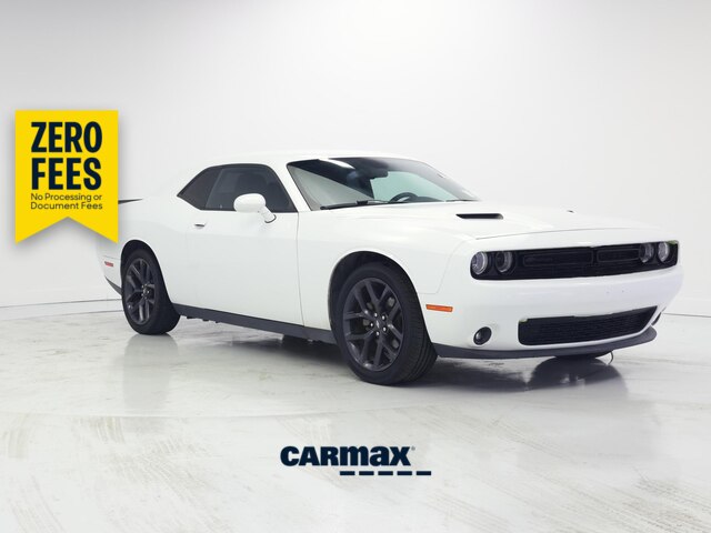 White 2021 Dodge Challenger Coupe Rear-Wheel Drive Automatic