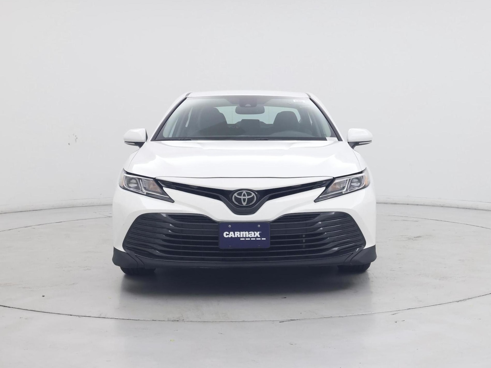 2020 Toyota Camry LE - Photo 6