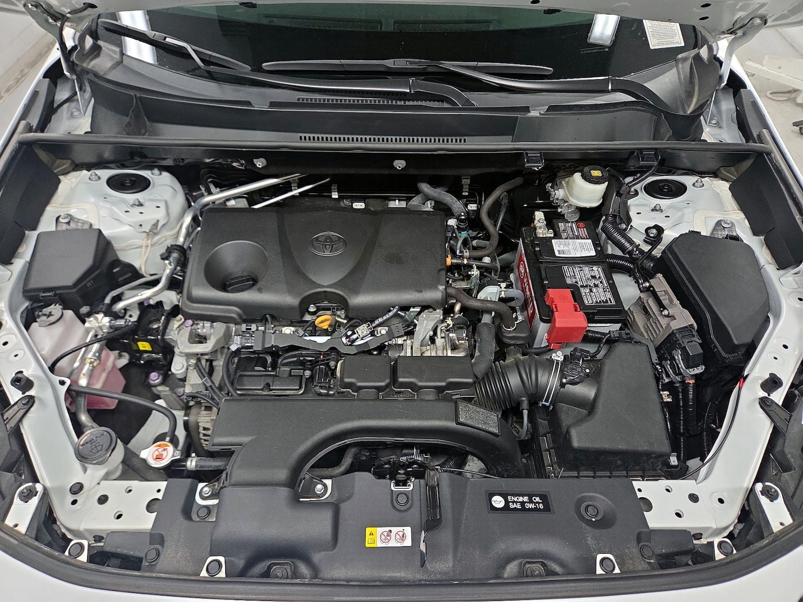 2021 Toyota RAV4 LE - Photo 22