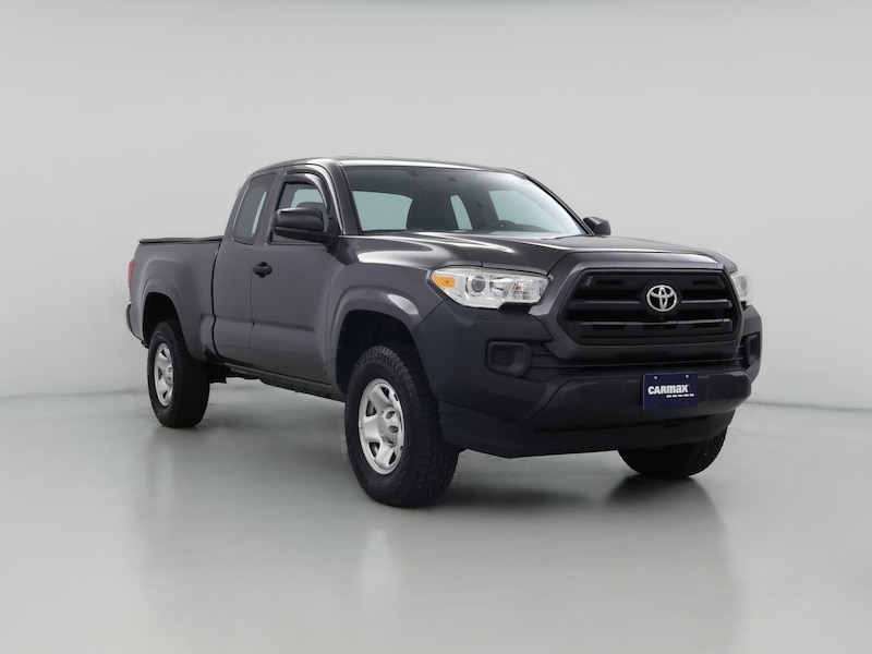 2016 Toyota Tacoma SR