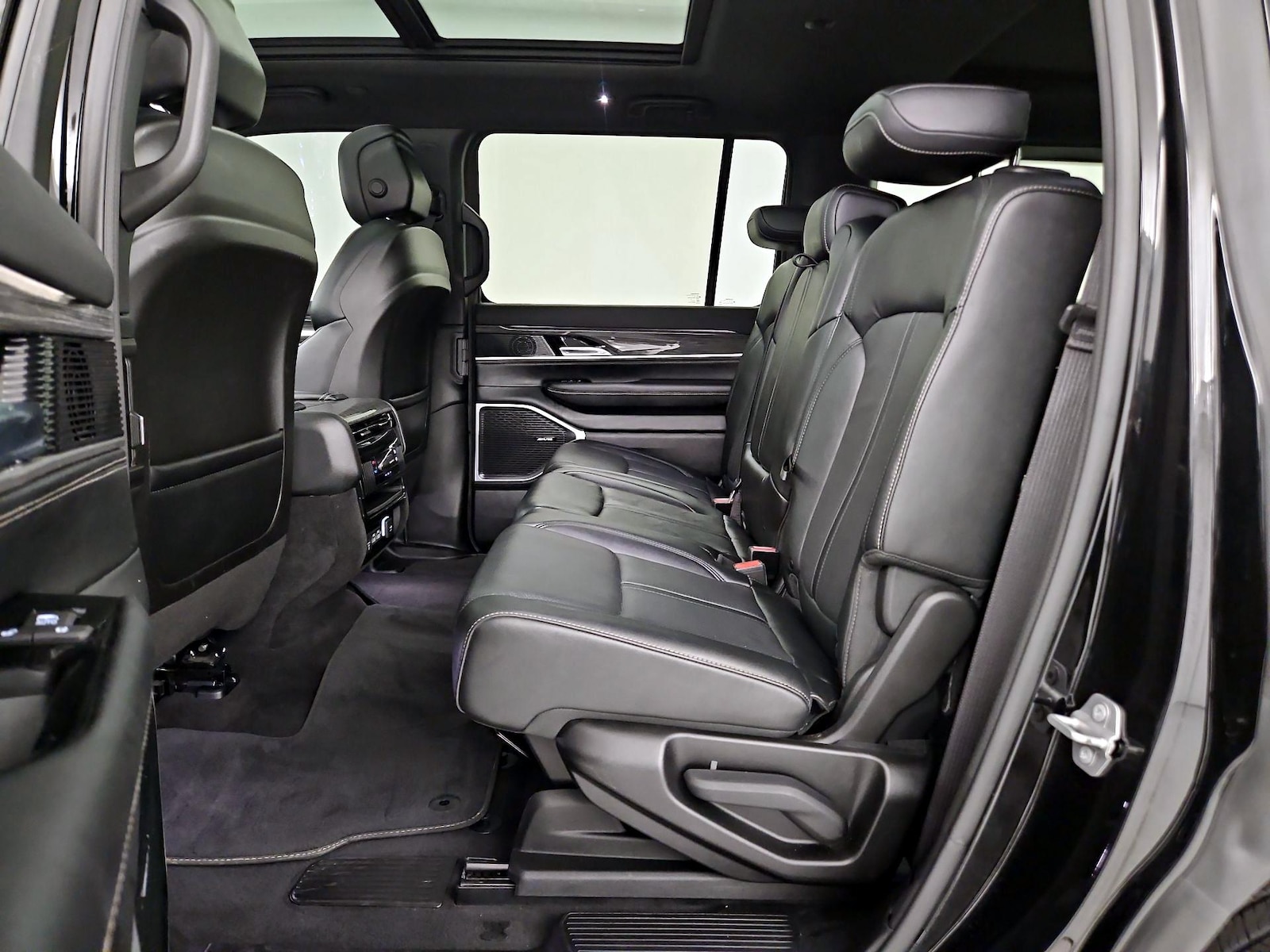 Rear Air Conditioning