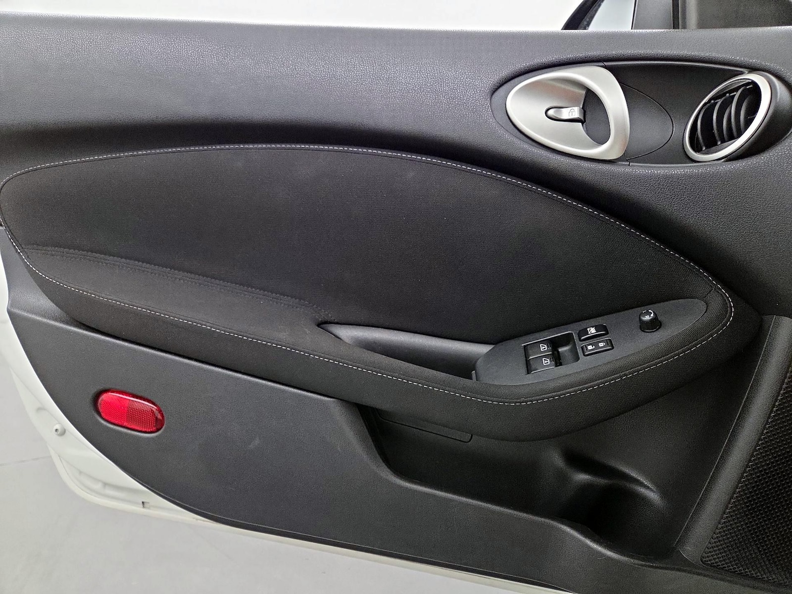 2018 Nissan 370Z Roadster Base - Photo 14