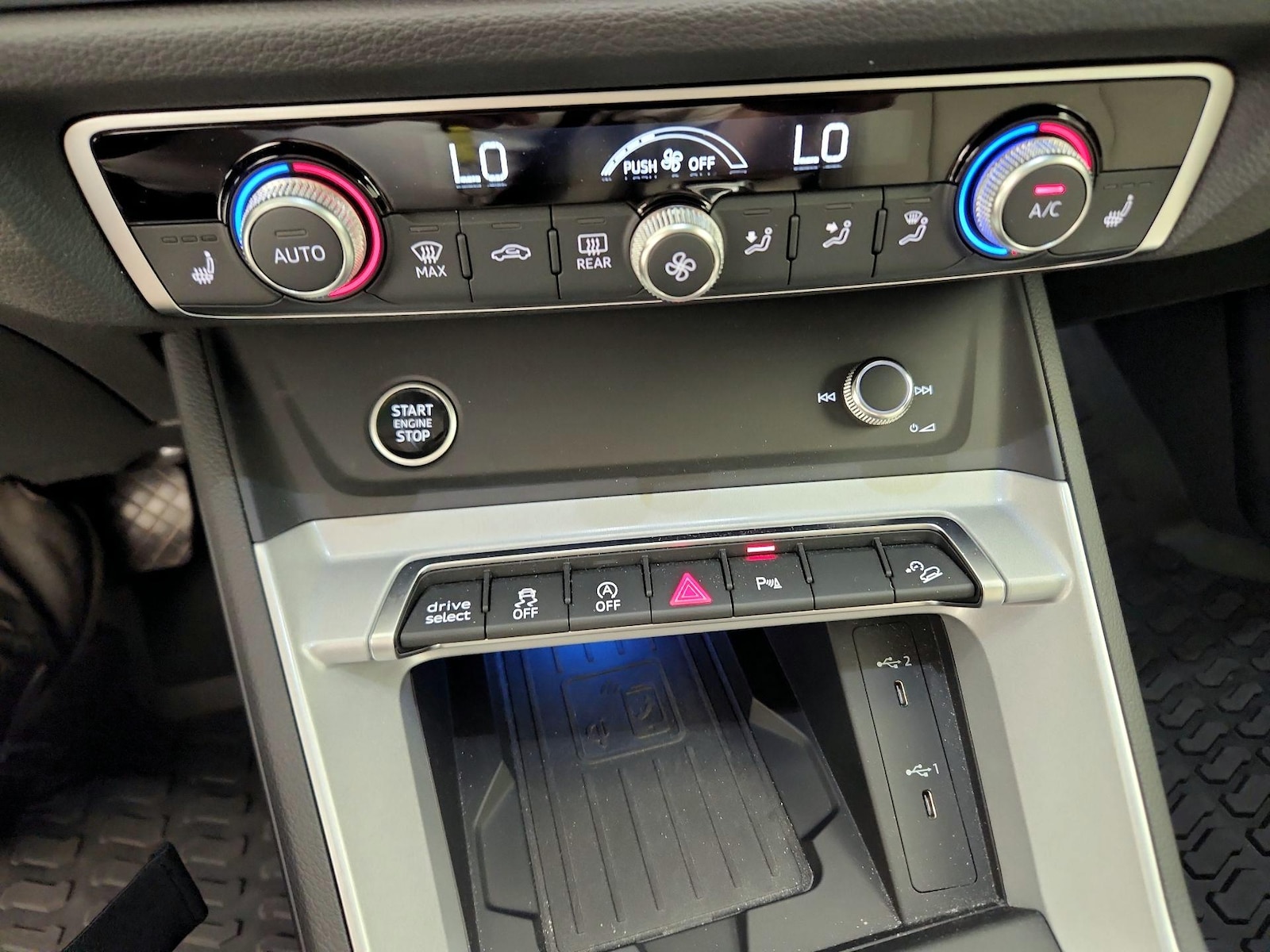 2024 Audi Q3 S Line Premium Plus - Photo 18