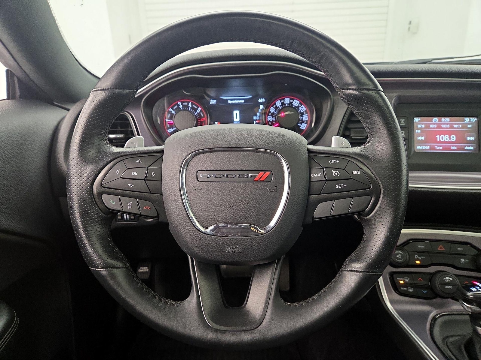2016 Dodge Challenger R/T - Photo 11