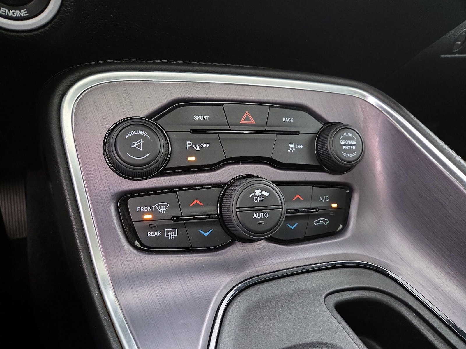 2016 Dodge Challenger R/T - Photo 17