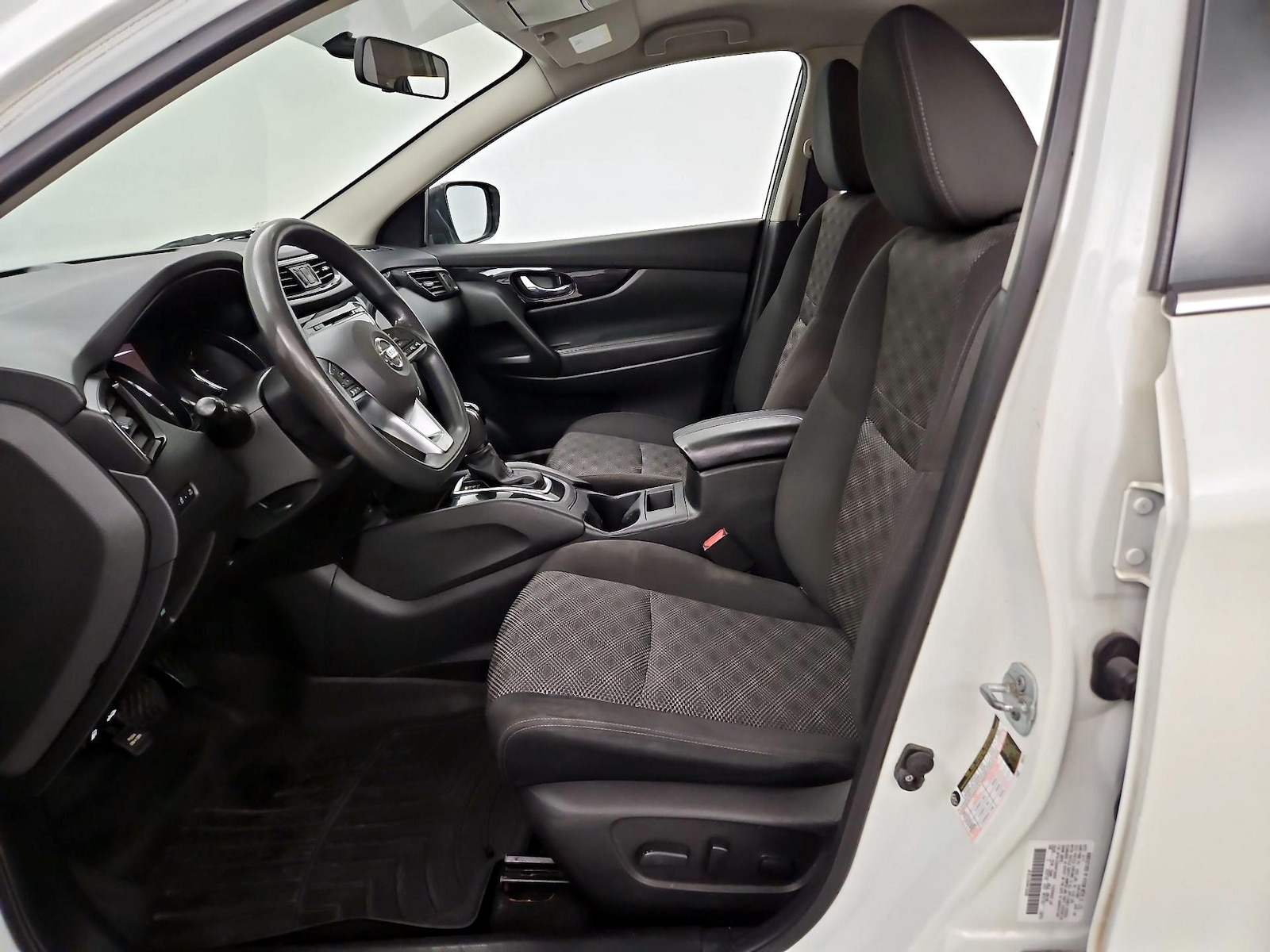 Power Seat(s) & Side Airbags