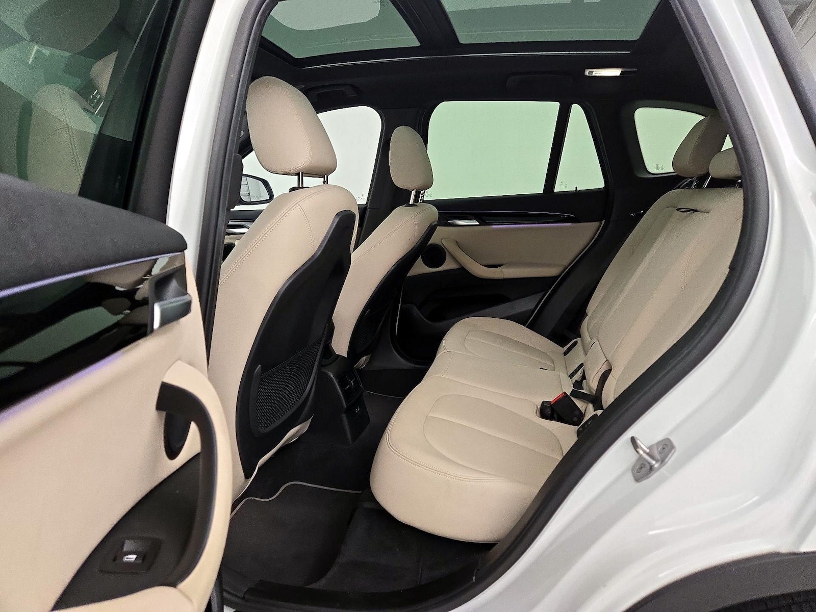 2022 BMW X1 28i - Photo 22