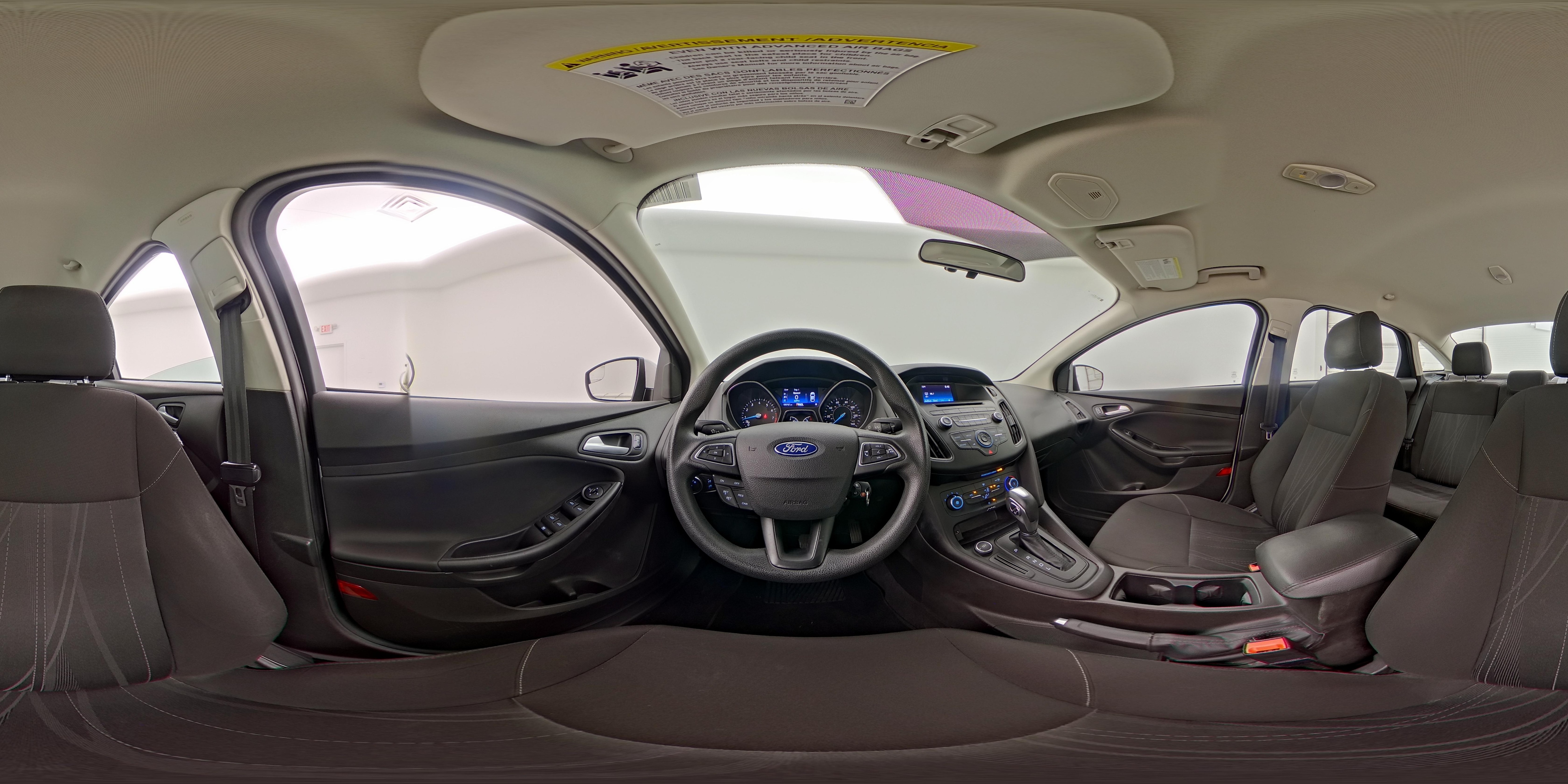 2016 Ford Focus SE - Photo 26