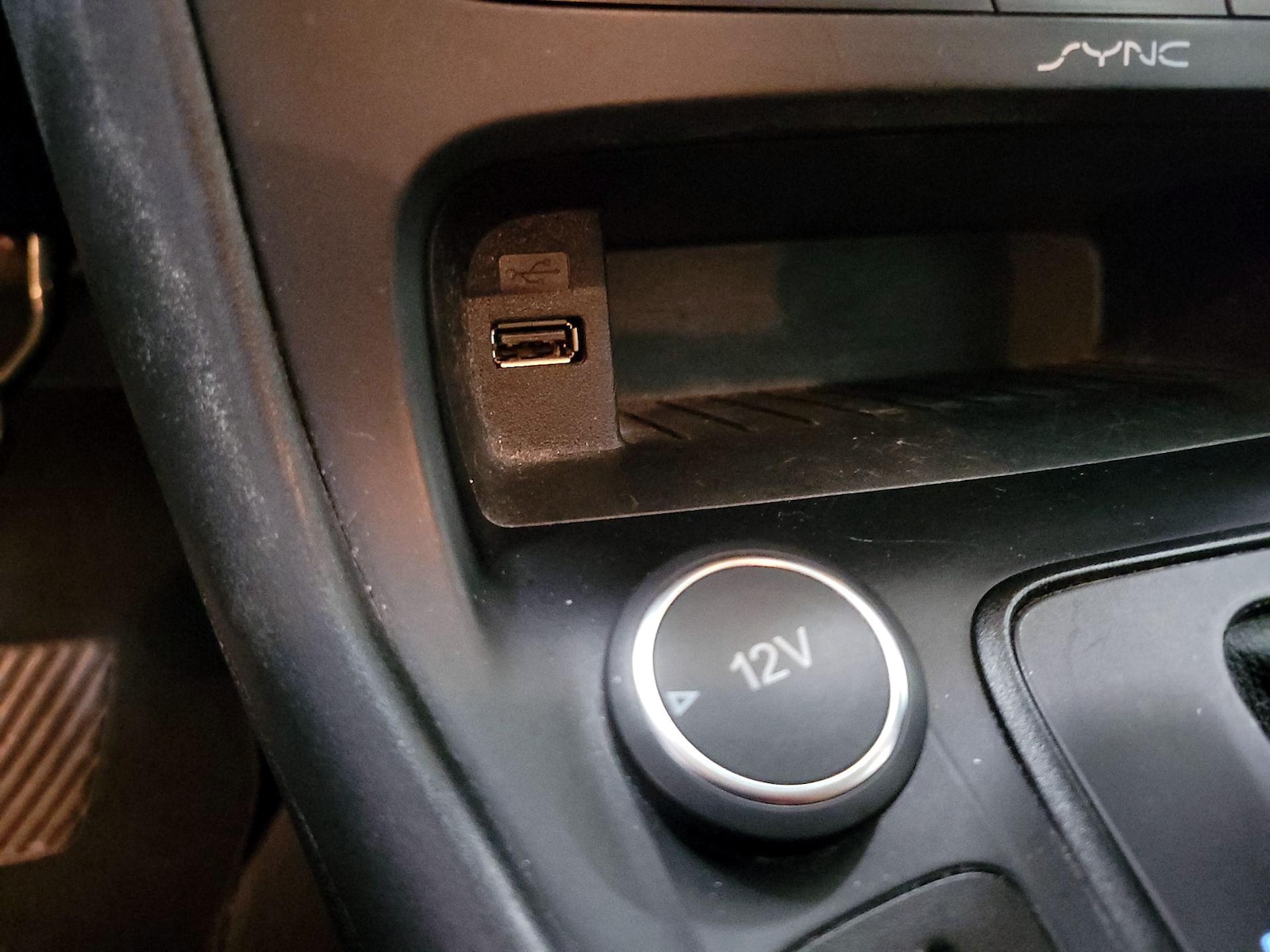 2016 Ford Focus SE - Photo 19