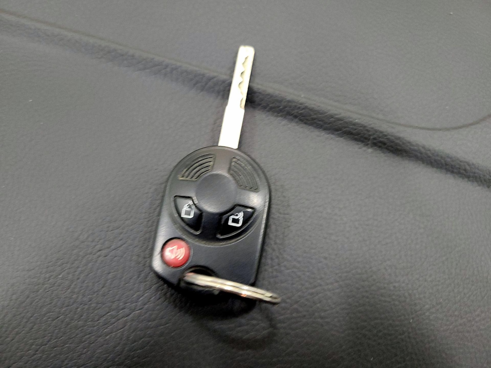 2016 Ford Focus SE - Photo 23