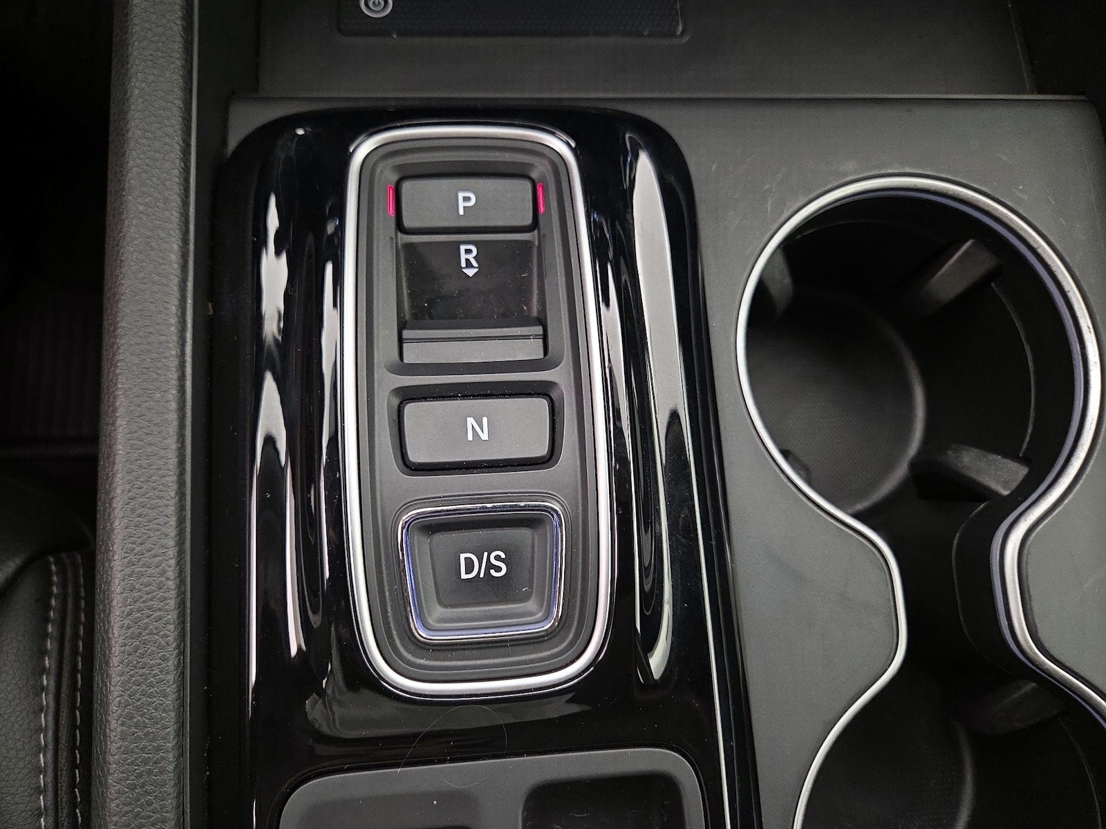 2024 Honda Pilot Touring - Photo 18