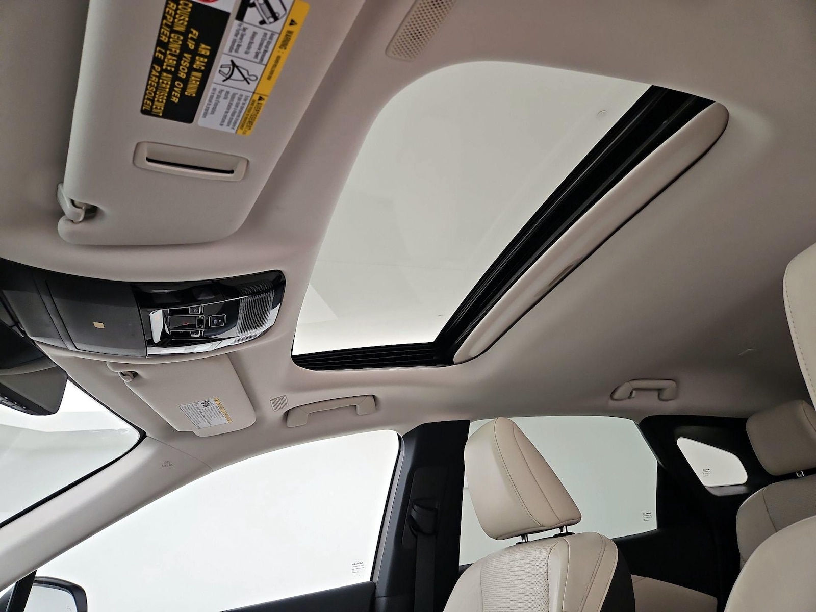 Sunroof(s) & Overhead Airbags