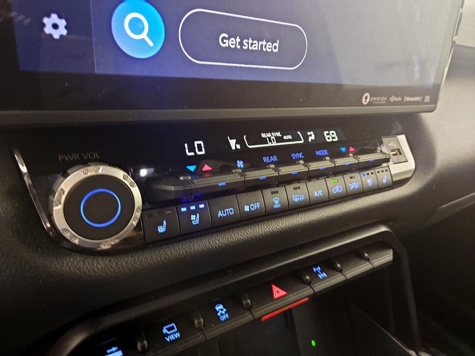 2024 Toyota Sequoia TRD Pro - Photo 17