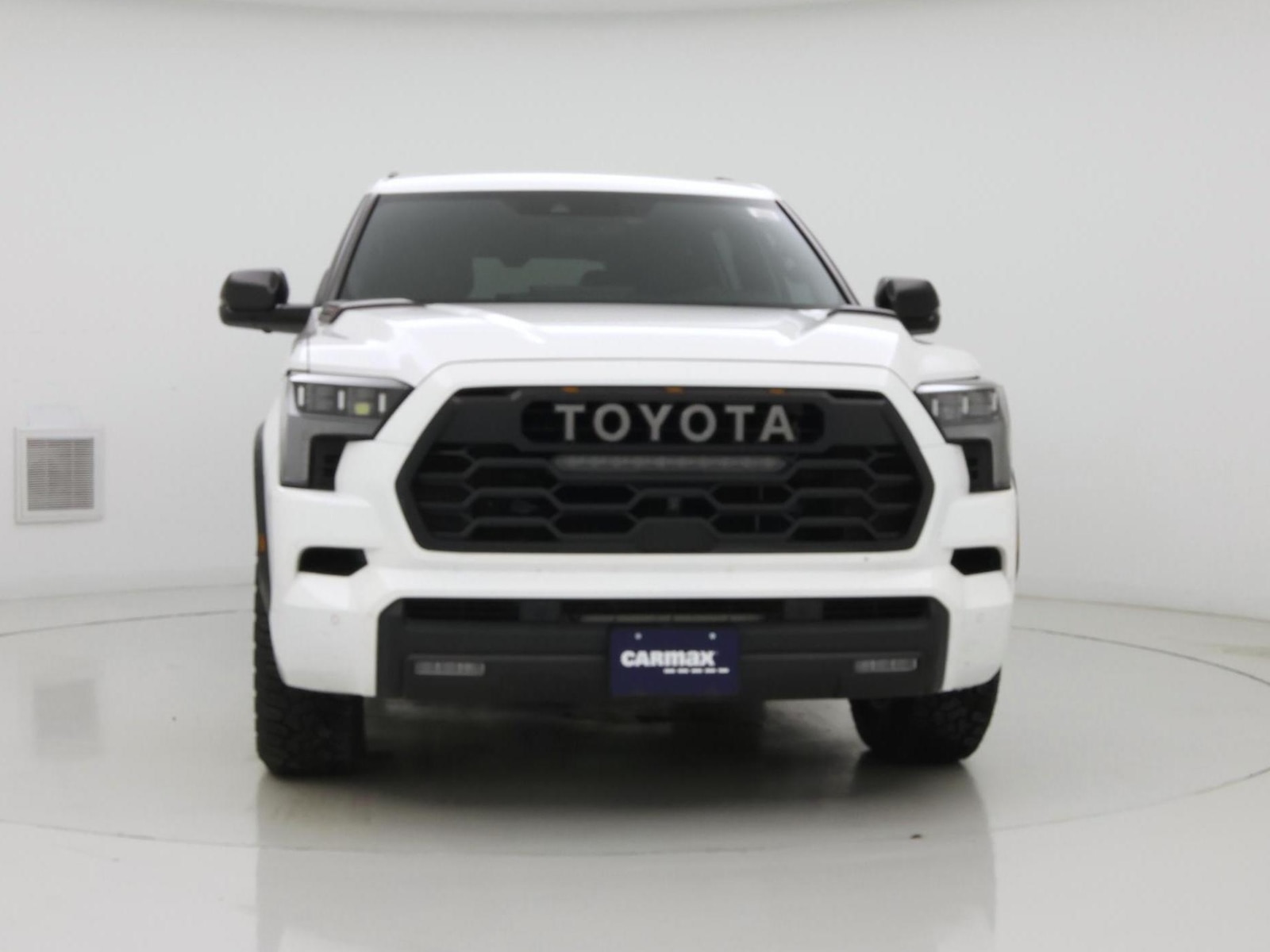 2024 Toyota Sequoia TRD Pro - Photo 6