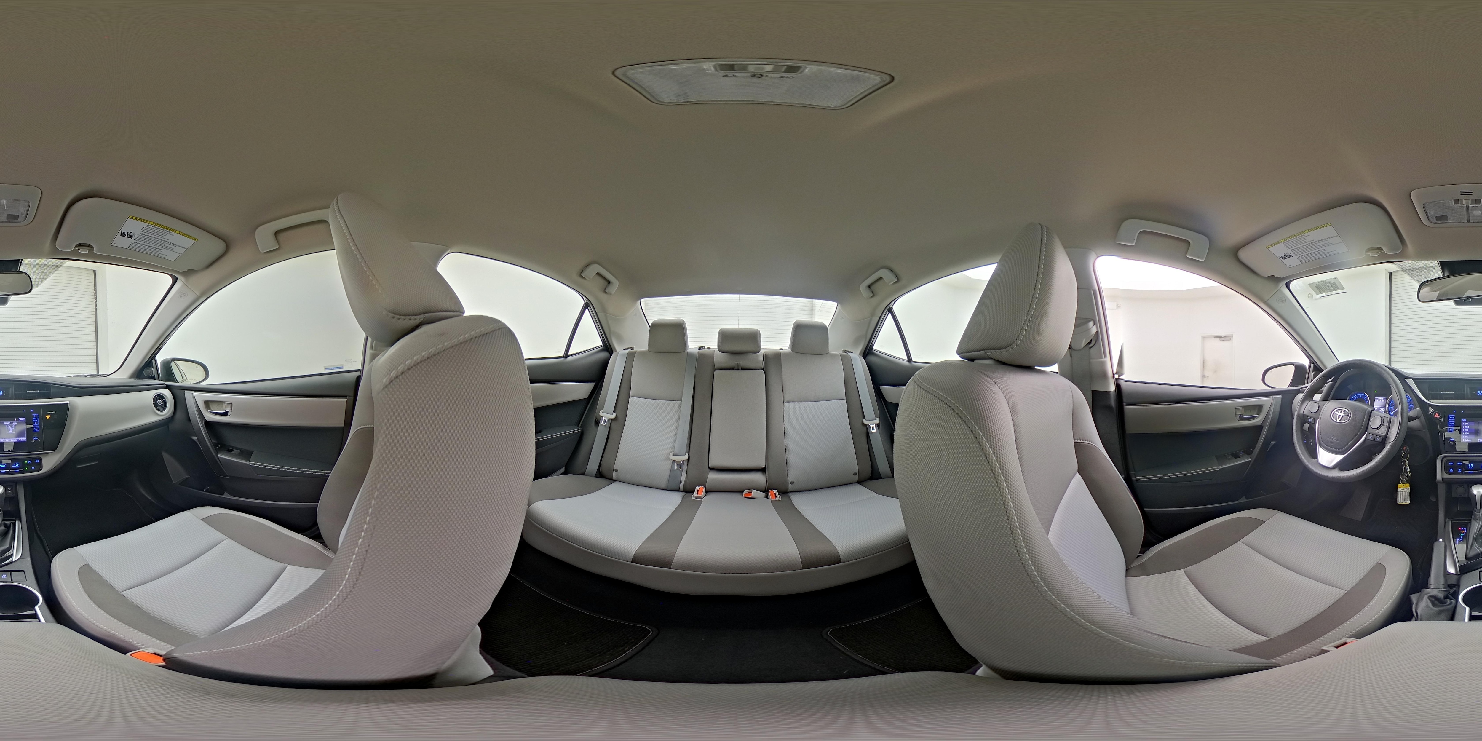 2017 Toyota Corolla LE - Photo 24