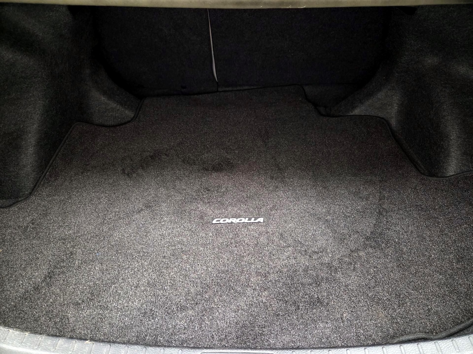 2017 Toyota Corolla LE - Photo 21