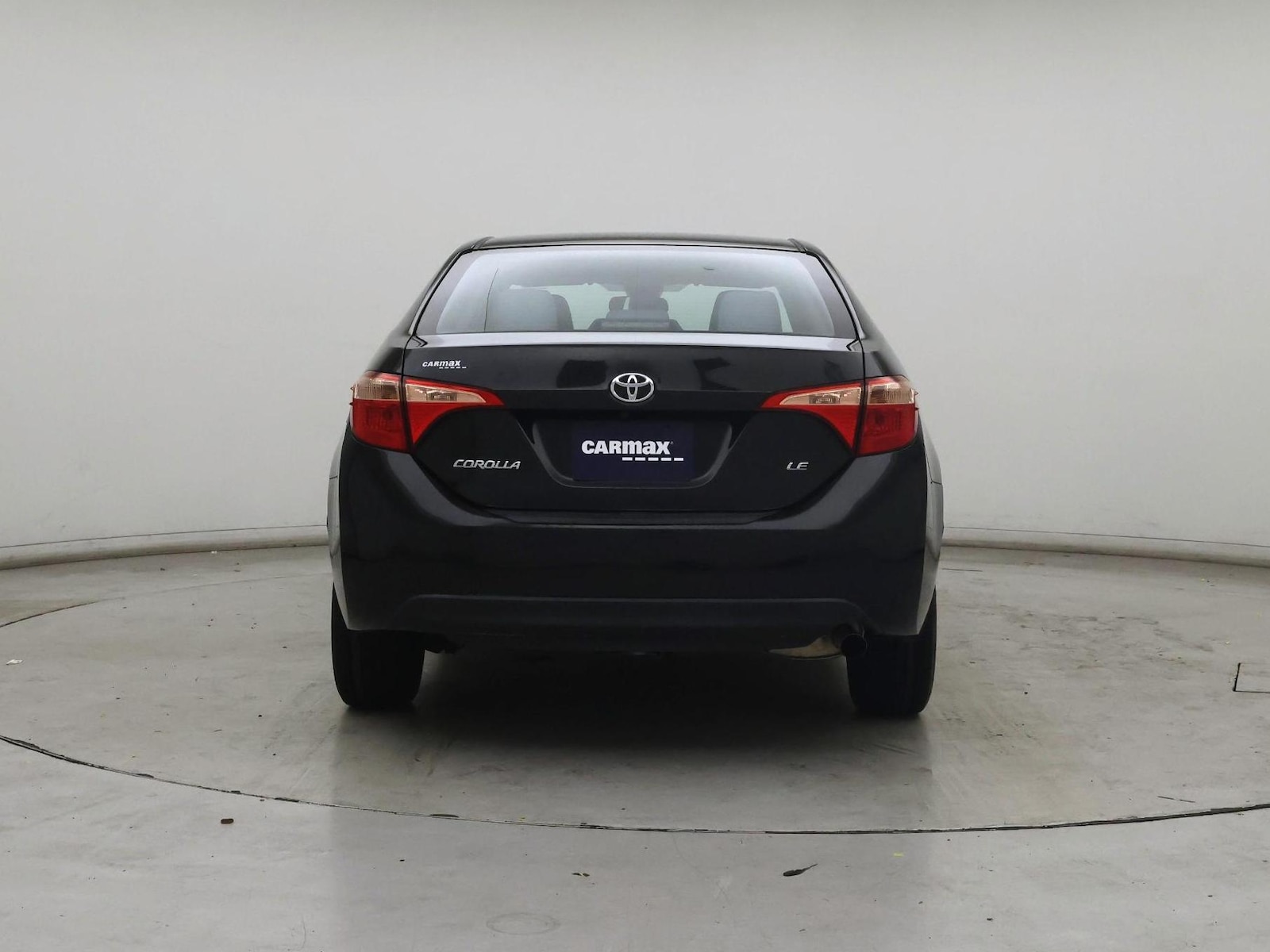 2017 Toyota Corolla LE - Photo 7