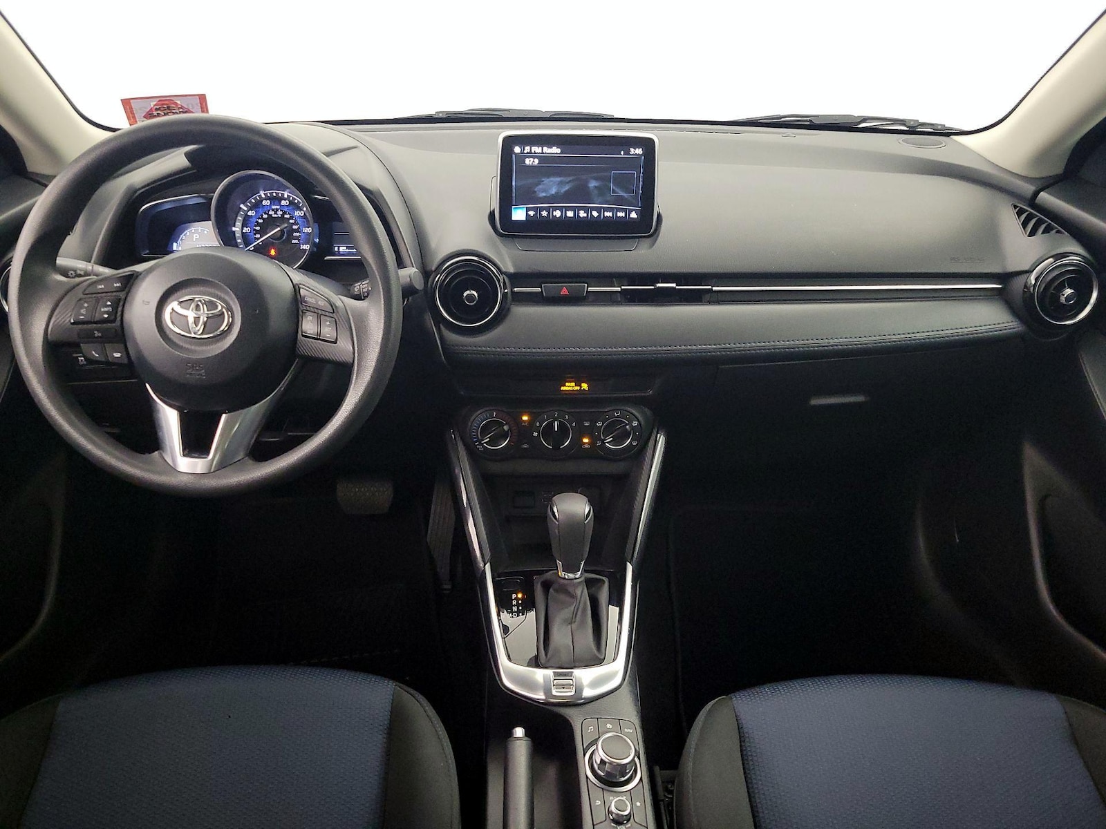 2017 Toyota Yaris iA Base - Photo 10