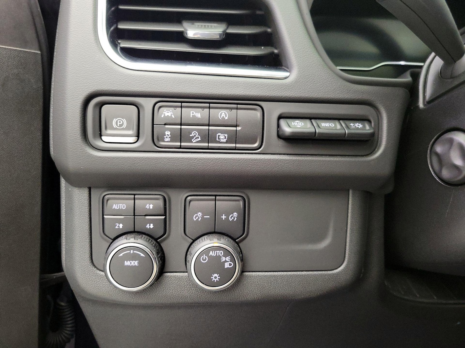2023 Chevrolet Tahoe Premier - Photo 14