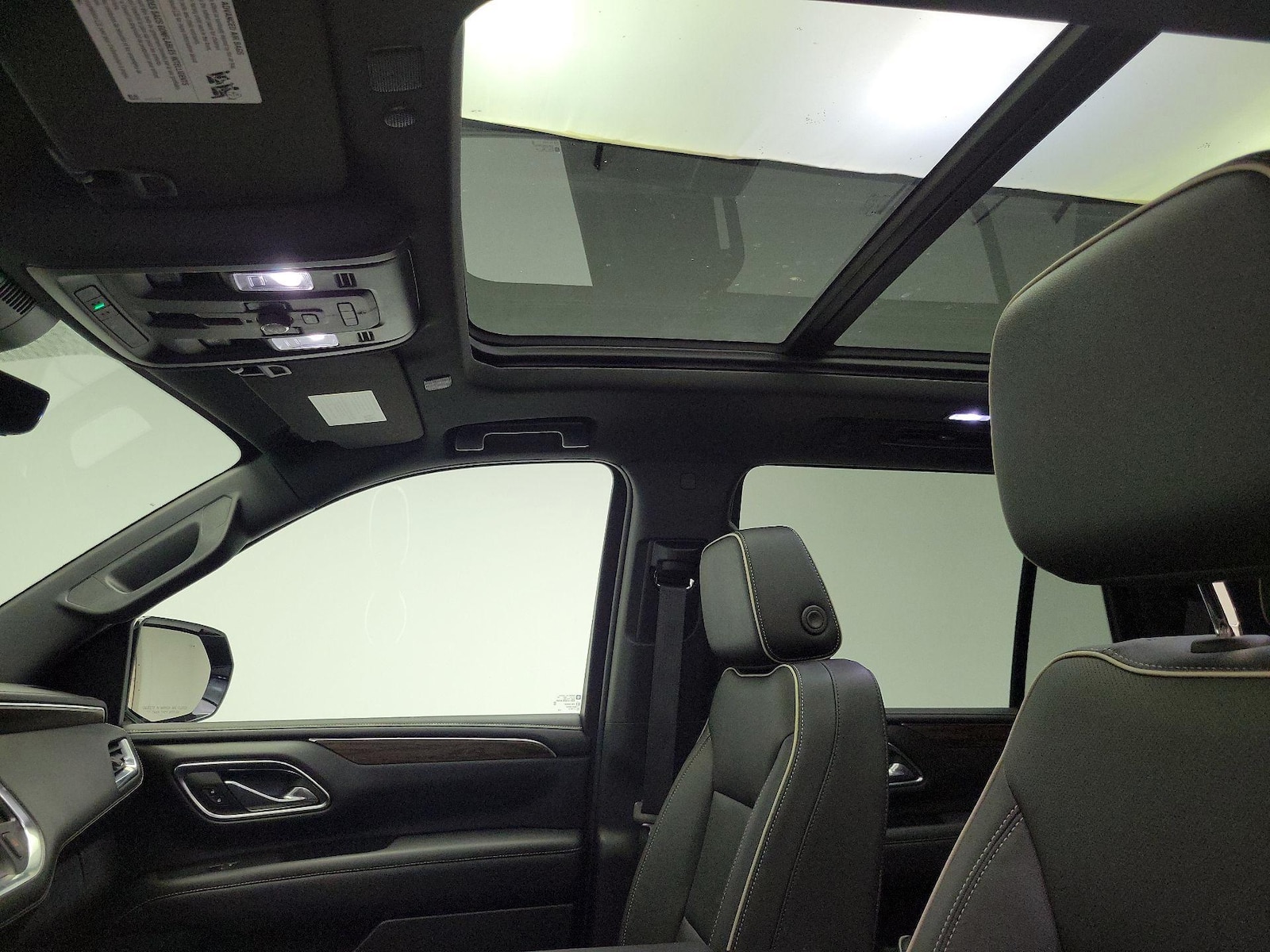 2023 Chevrolet Tahoe Premier - Photo 21