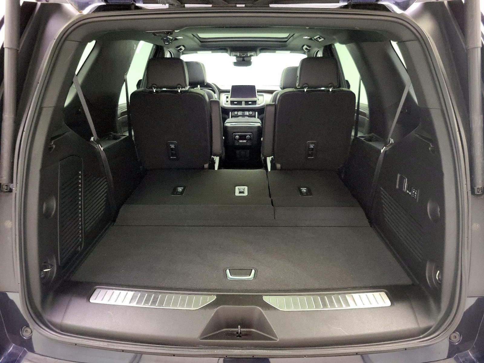 2023 Chevrolet Tahoe Premier - Photo 25