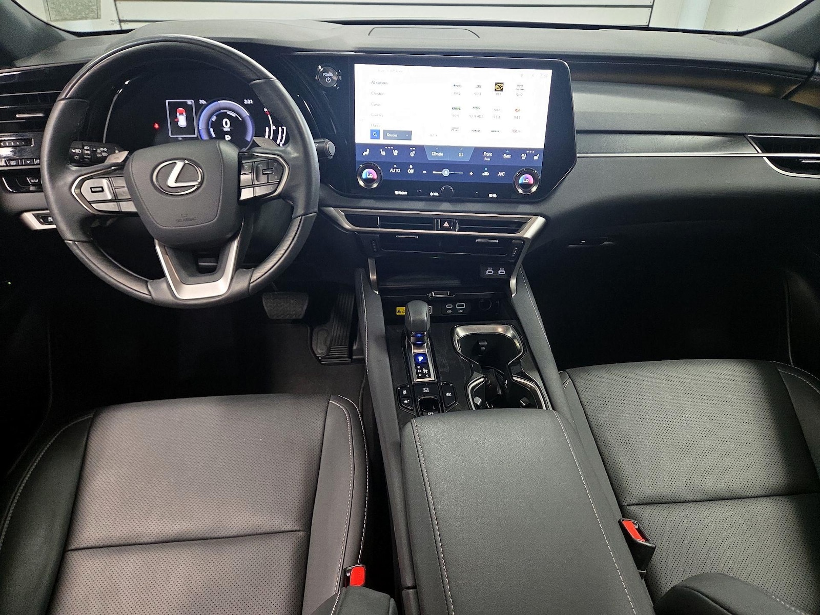 2023 Lexus RX Hybrid 350h - Photo 10