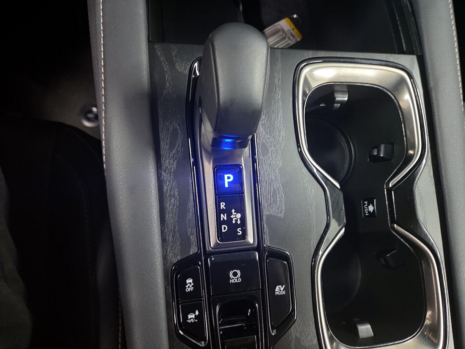 2023 Lexus RX Hybrid 350h - Photo 19