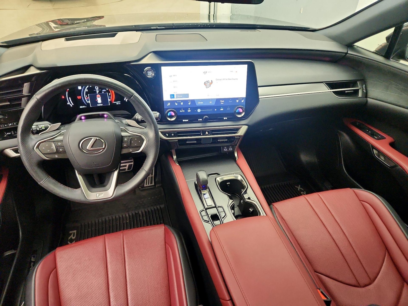 Apple CarPlay® & Android Auto™