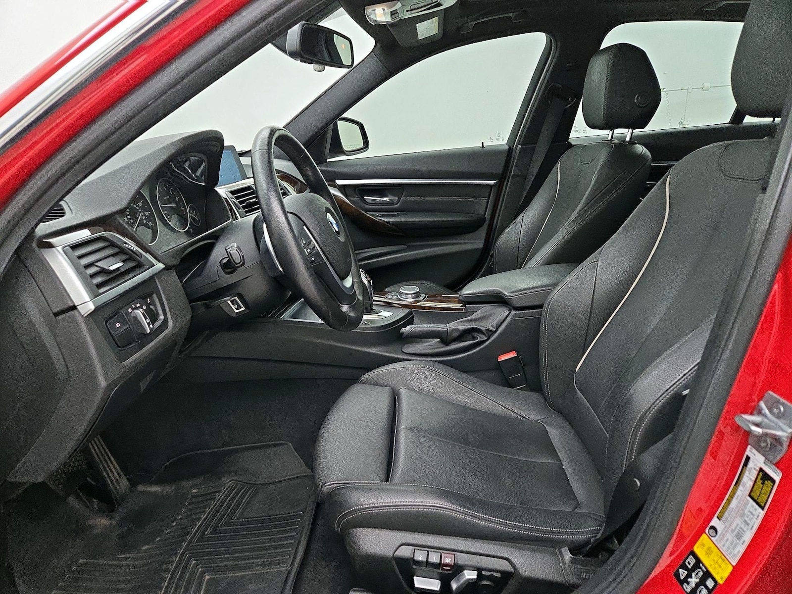 Power Seat(s) & Leather Seats