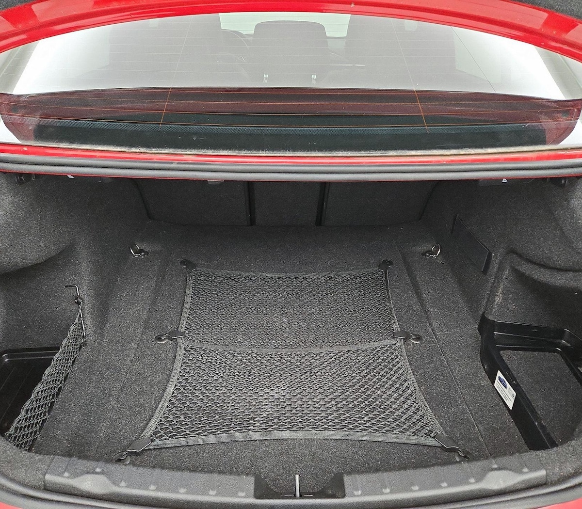 Trunk/Cargo (Seats Up)
