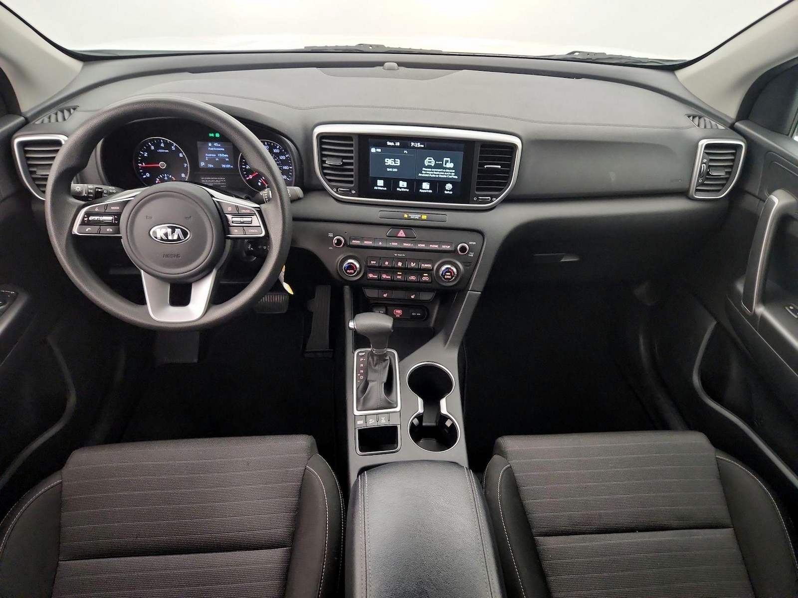 Apple CarPlay® & Android Auto™