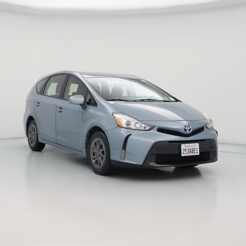 2017 Toyota Prius v Three