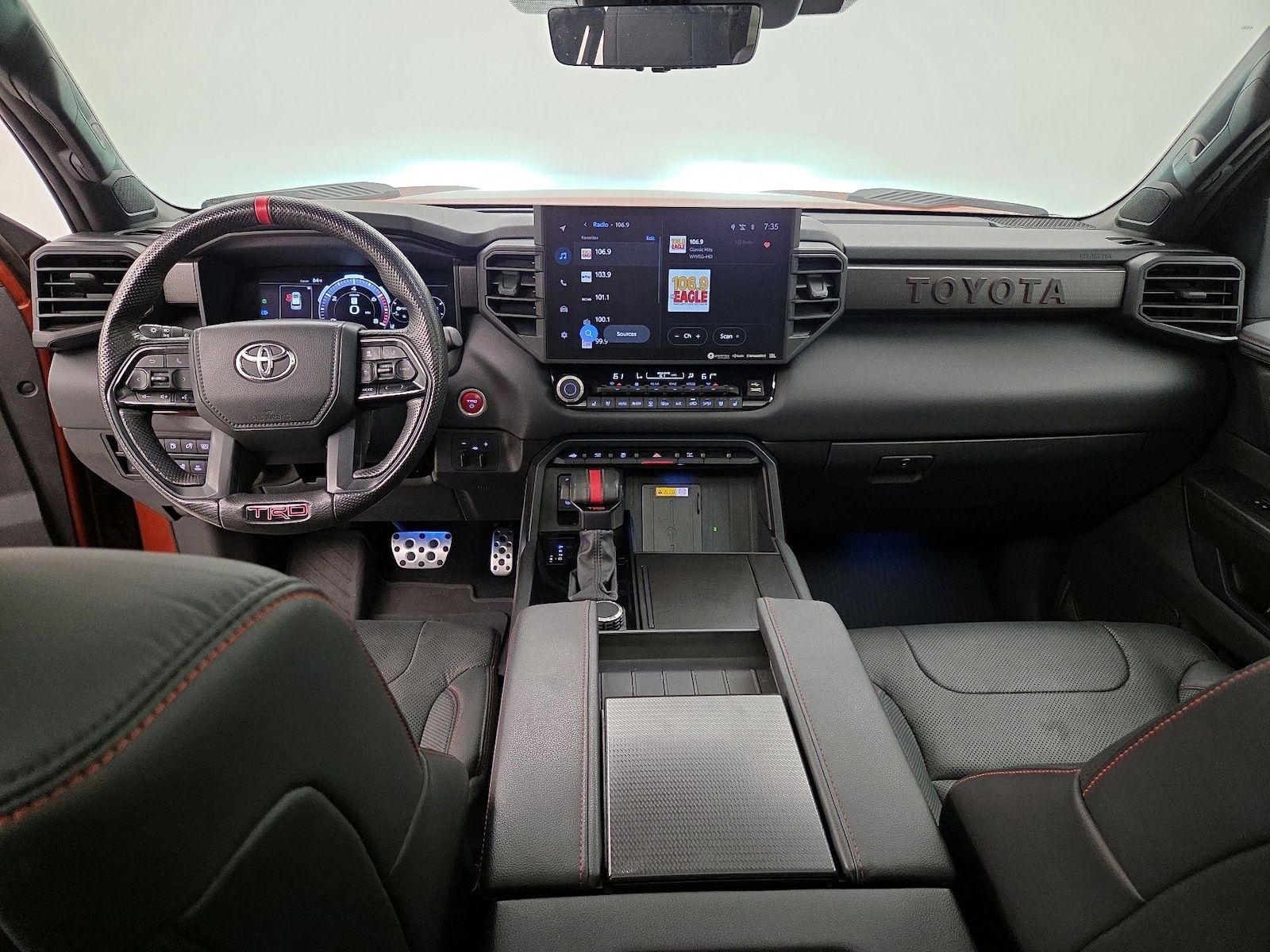 2024 Toyota Sequoia TRD Pro - Photo 10