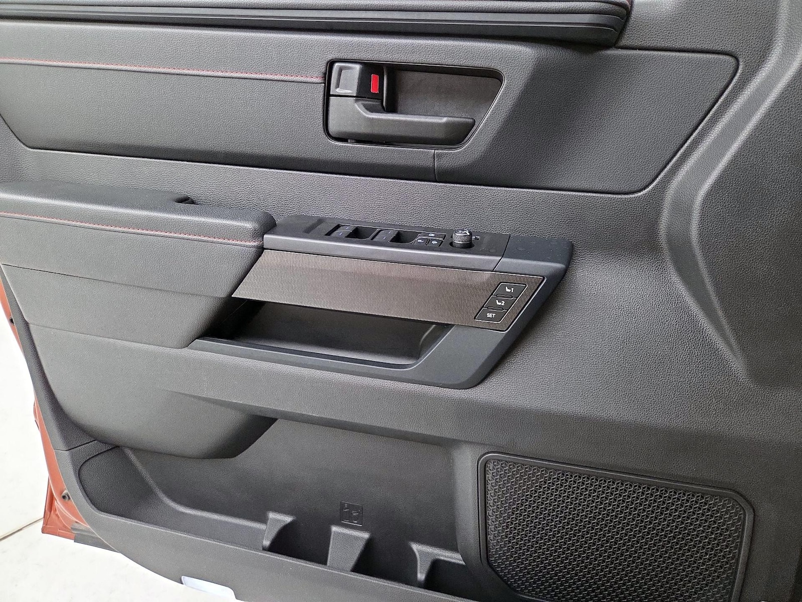 2024 Toyota Sequoia TRD Pro - Photo 13