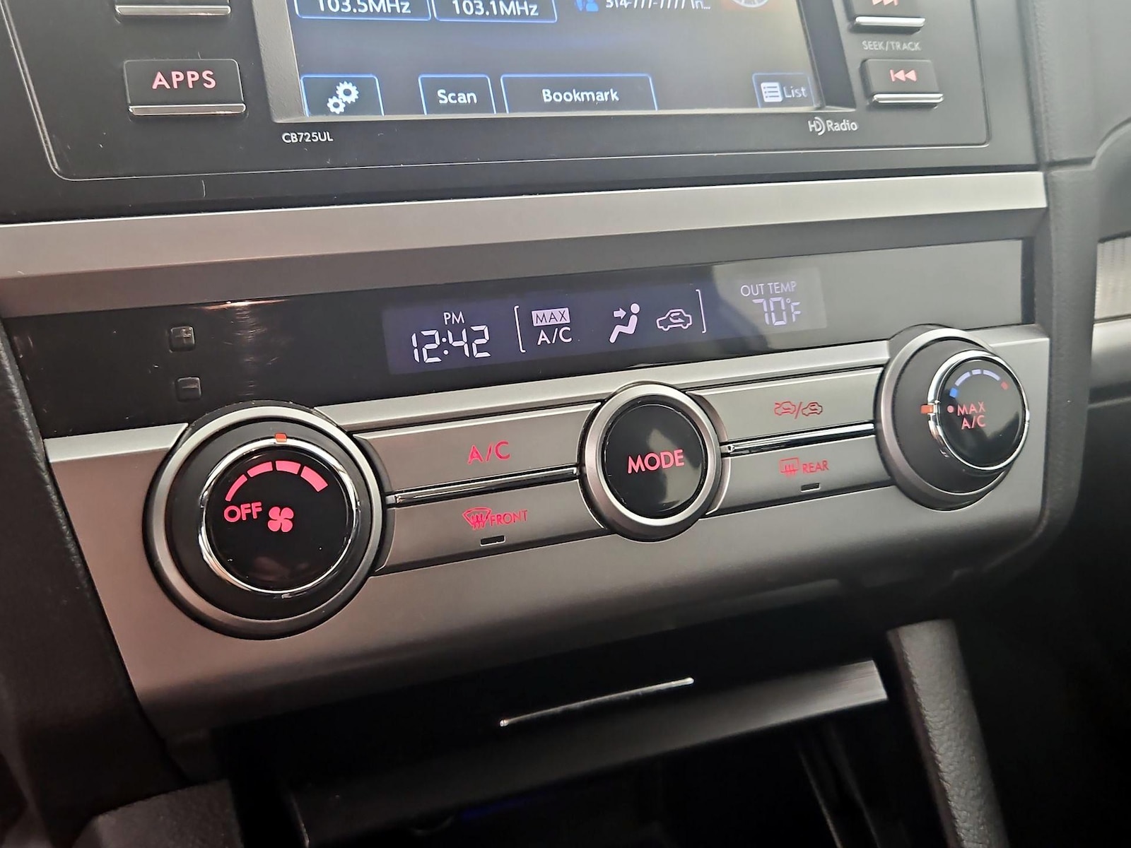 2016 Subaru Legacy 2.5i - Photo 17