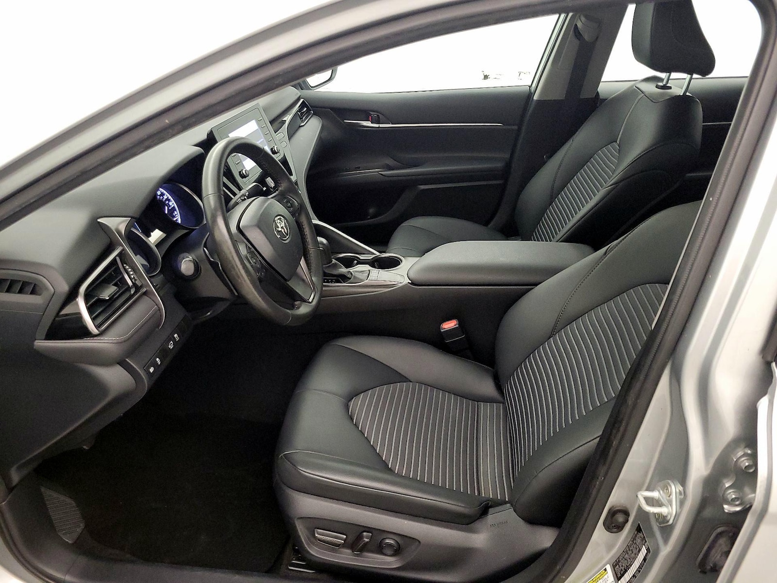 Power Seat(s) & Side Airbags