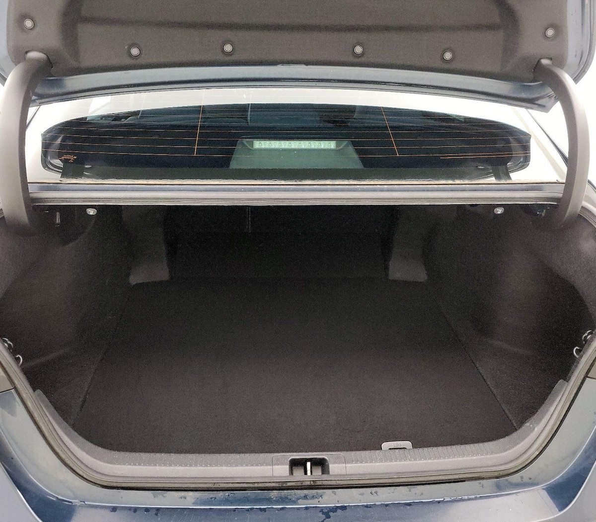 Trunk/Cargo (Seats Up)