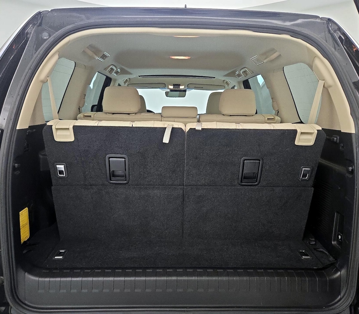 Trunk/Cargo (Seats Up)