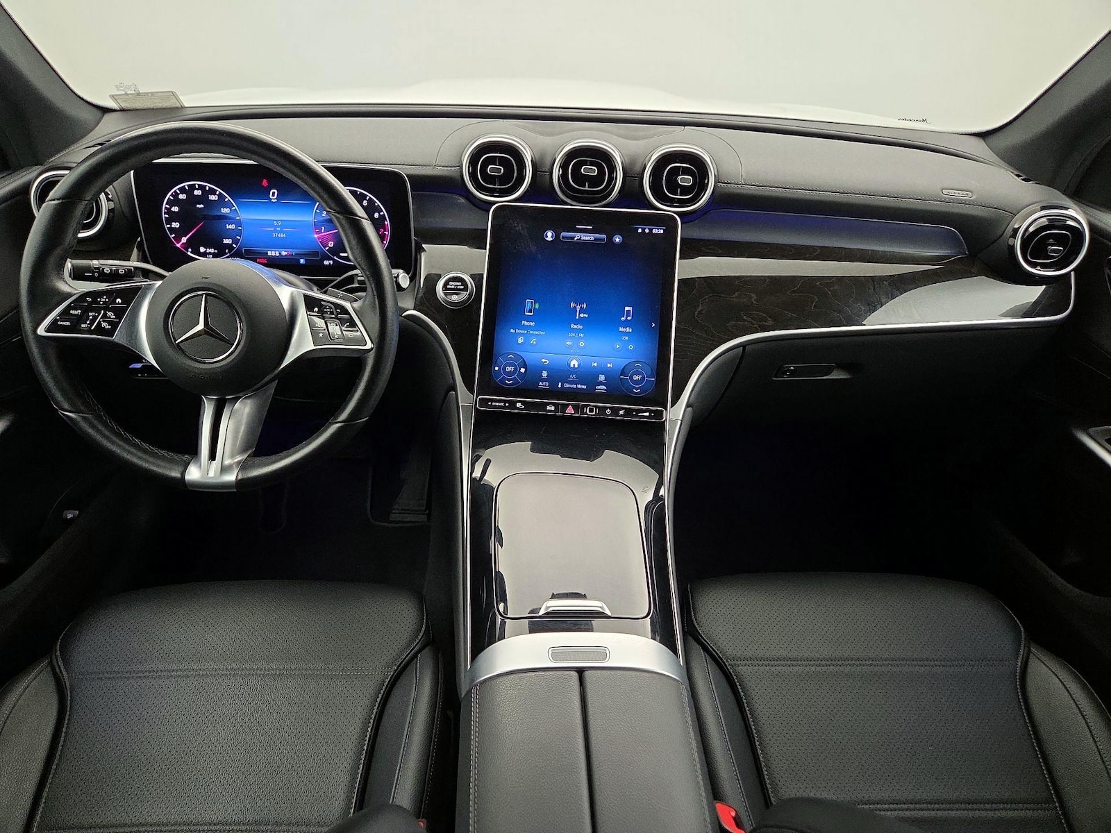 2024 Mercedes-Benz GLC GLC 300 - Photo 10