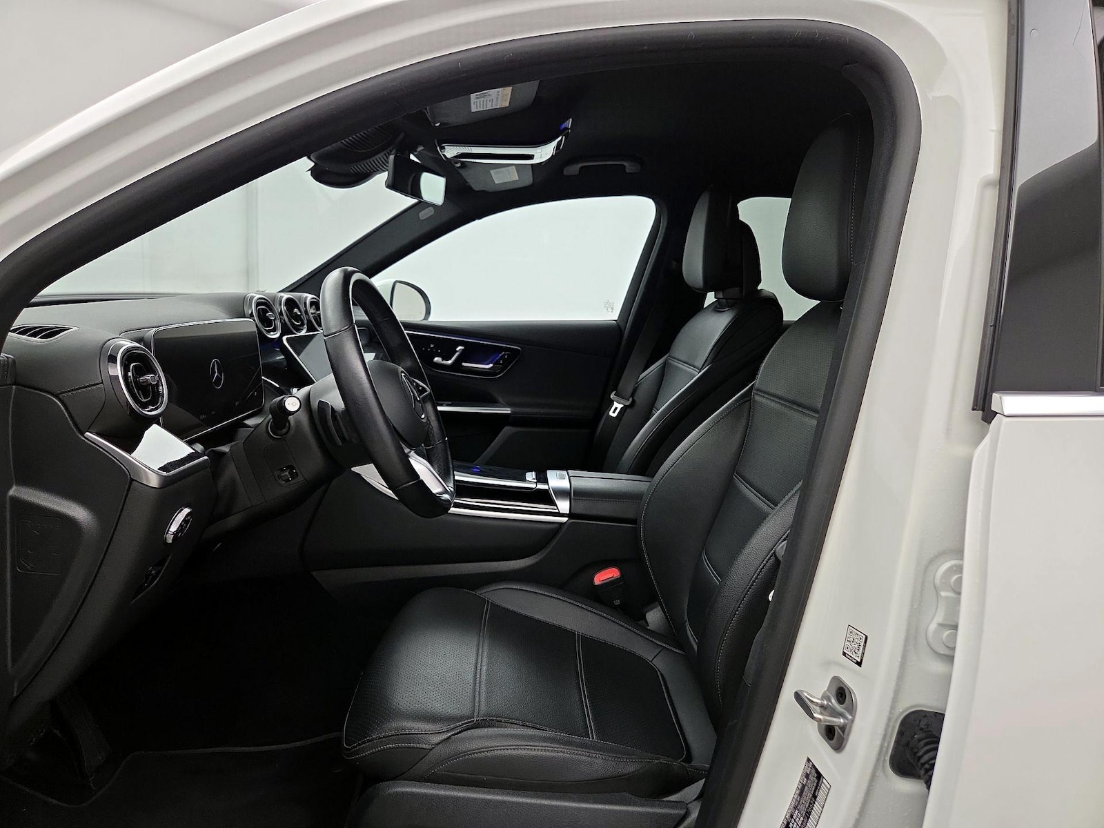 2024 Mercedes-Benz GLC GLC 300 - Photo 12