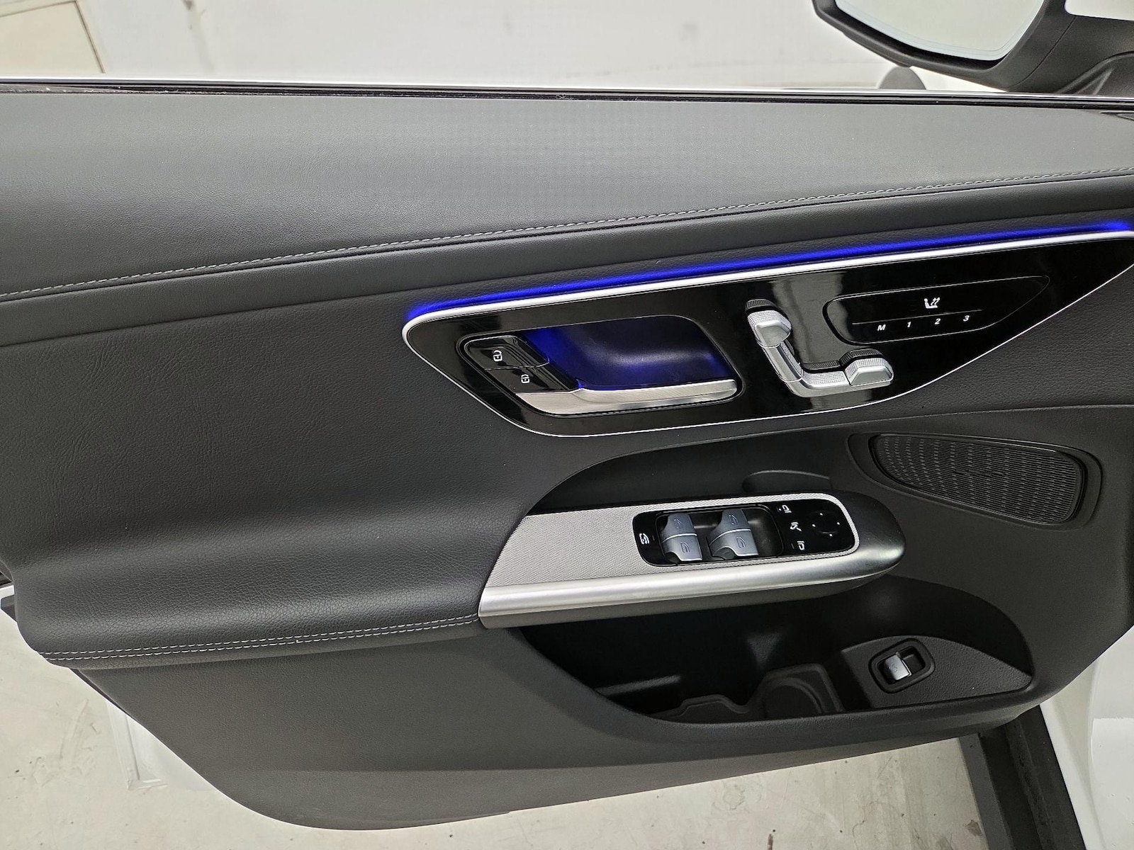 2024 Mercedes-Benz GLC GLC 300 - Photo 13