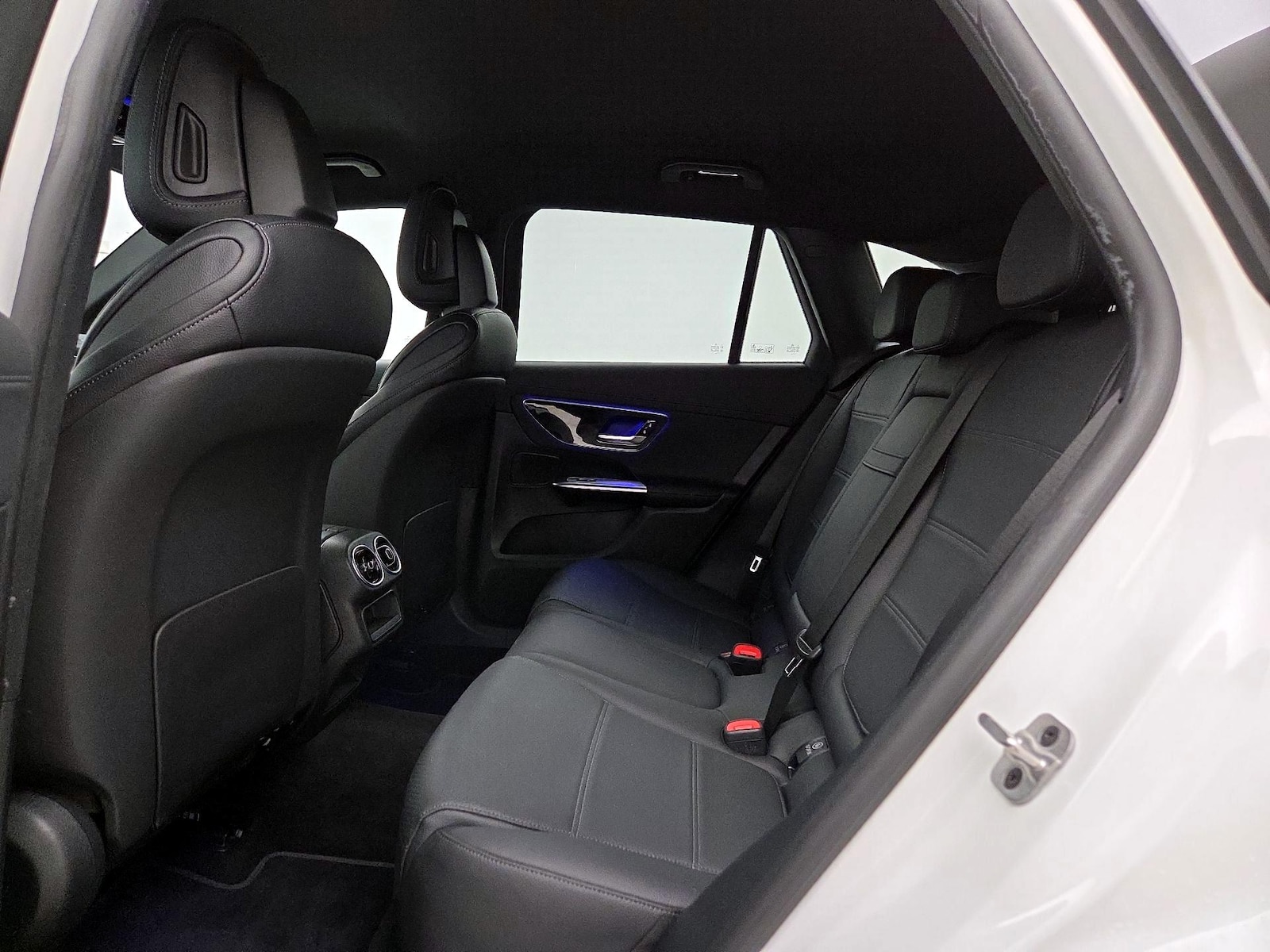 2024 Mercedes-Benz GLC GLC 300 - Photo 20