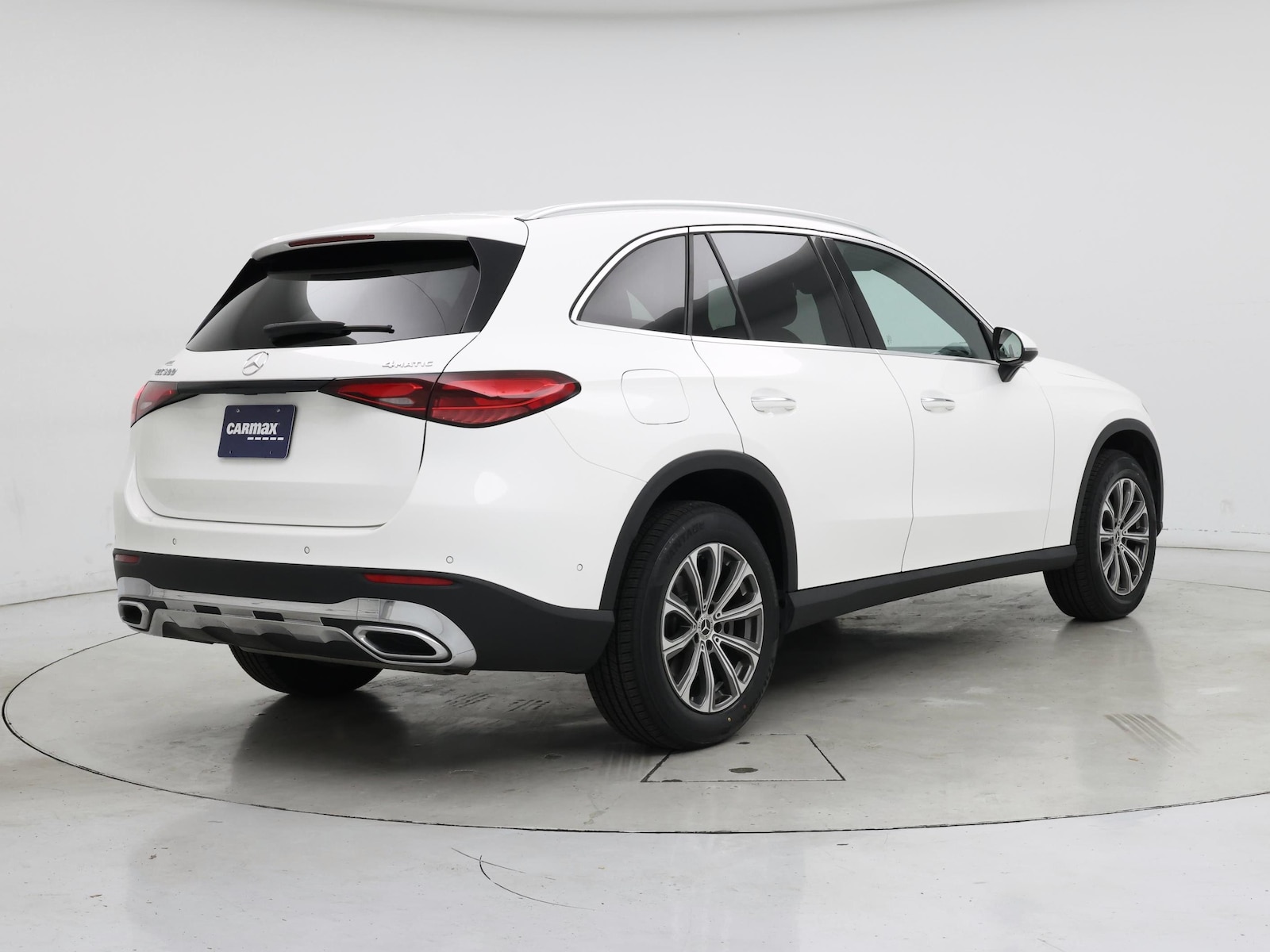 2024 Mercedes-Benz GLC GLC 300 - Photo 9