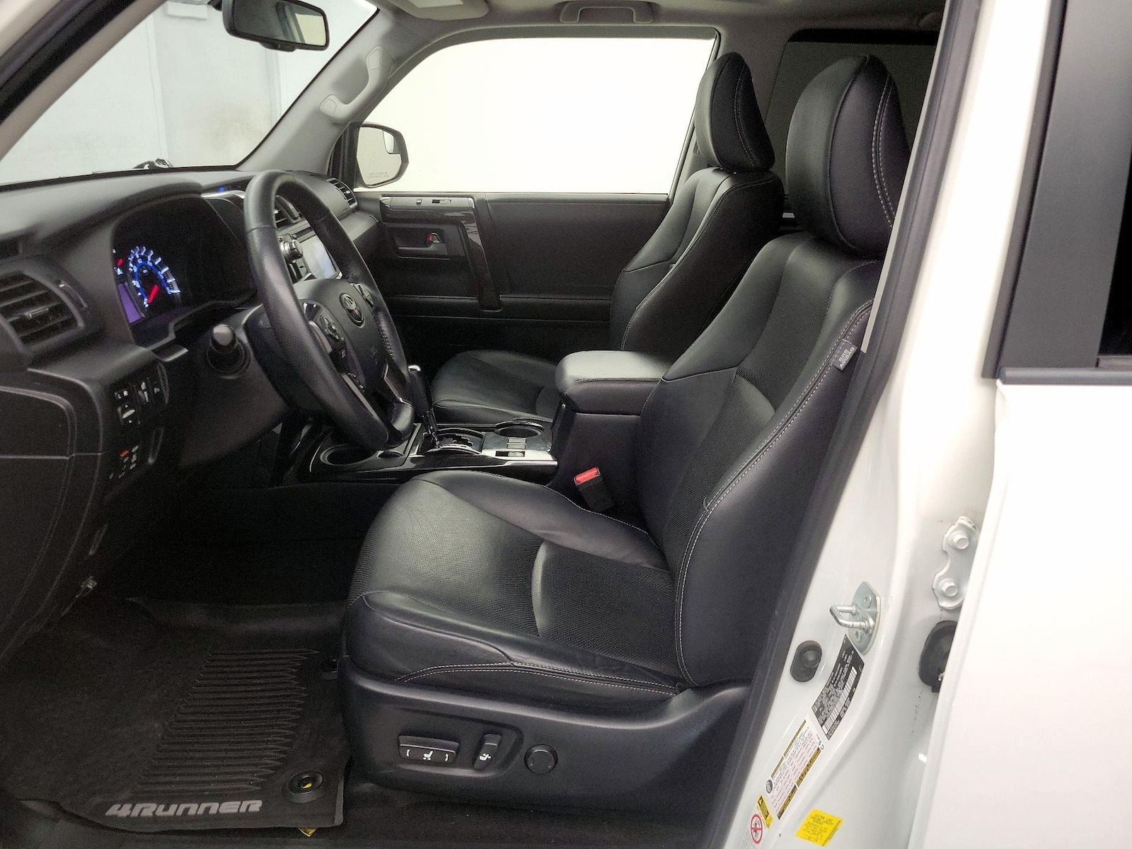 2019 Toyota 4Runner Night Shade - Photo 12